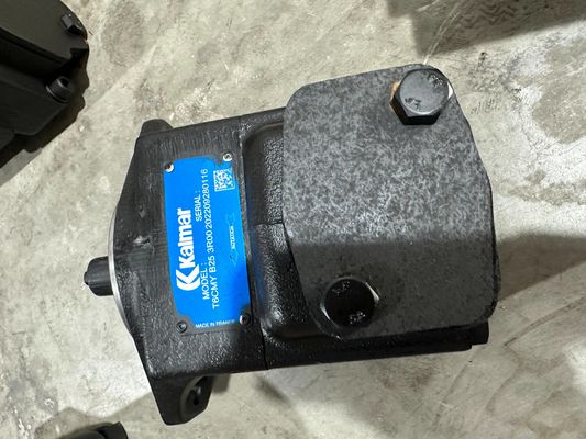 425817.8274 Pompes hydrauliques Kalmar Reach Pièces d'empilage