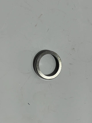 923736.0902 insertion du siège de la soupape d'échappement Kalmar Reach Stacker Parties