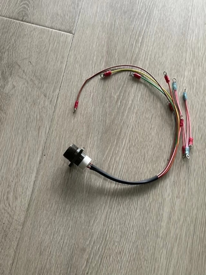 244057 Armoires de câblage Scania Pièces de moteur